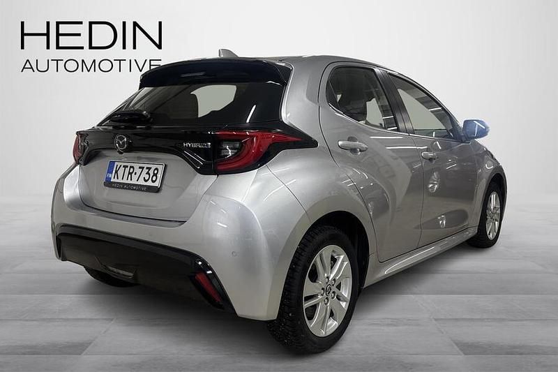 Käytetty Mazda 2 Comfort 116 HP (85 kW) 2022 Hopea Viistoperä