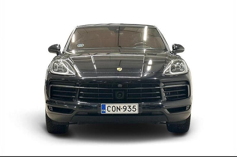Käytetty Porsche Cayenne Sport 462 HP (339 kW) 2020 Met. musta Katumaasturi