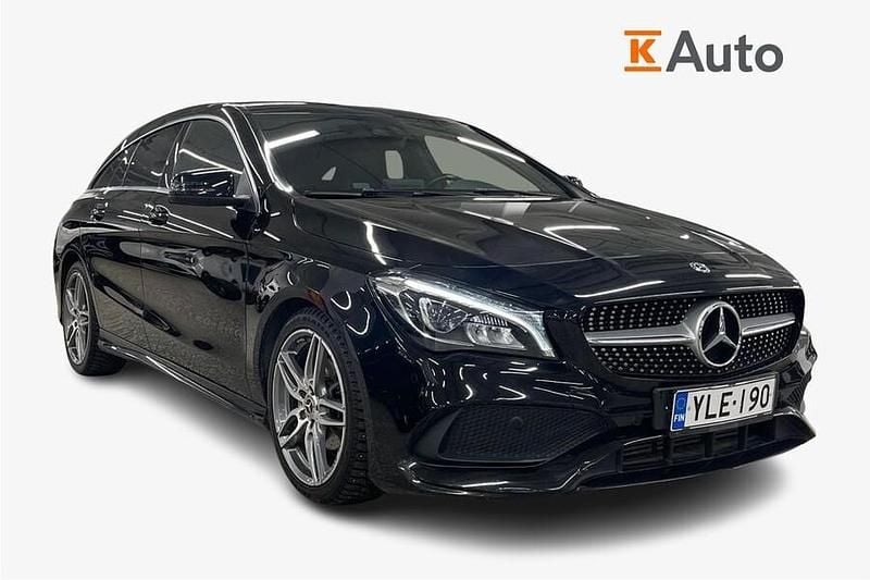 Käytetty Mercedes A180 AMG 122 HP (89 kW) 2019 Musta Farmari