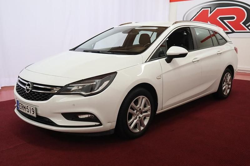 Käytetty Opel Astra Comfort 105 HP (77 kW) 2019 Viistoperä