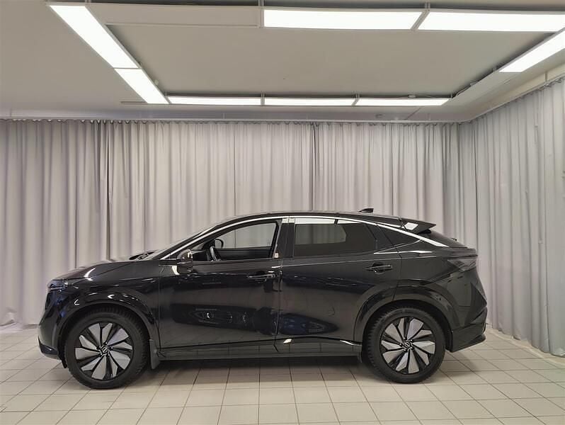 Käytetty Nissan Ariya Advance 160 kW (218 HP) 2023 Musta Katumaasturi