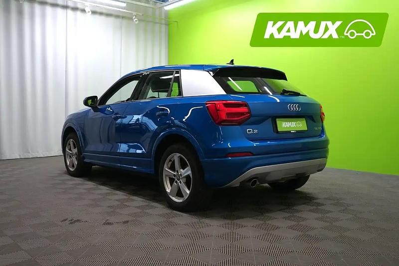Käytetty Audi Q2 116 HP (85 kW) 2019 Sininen Katumaasturi
