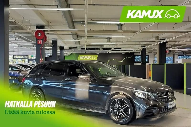 Musta Käytetty 2020 Mercedes C300 AMG line Farmari | 25 900 € - Kuva 1/3