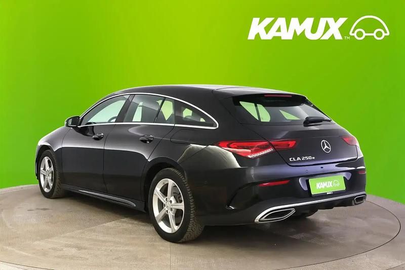 Käytetty Mercedes CLA250e Shooting Brake Business 160 HP (117 kW) 2023 Musta Farmari