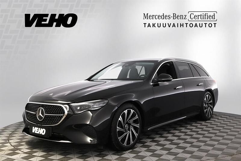 Musta Käytetty 2025 Mercedes E300 Advanced Plus Farmari | 65 900 € (Kallis) - Kuva 1/4