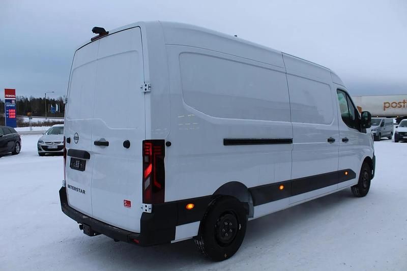 Uusi Nissan Interstar N-Connecta 150 HP (110 kW) 2025 Blanc mineral Van