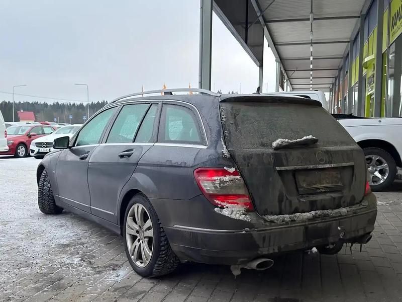 Käytetty Mercedes C350 224 HP (164 kW) 2009 Sininen Farmari