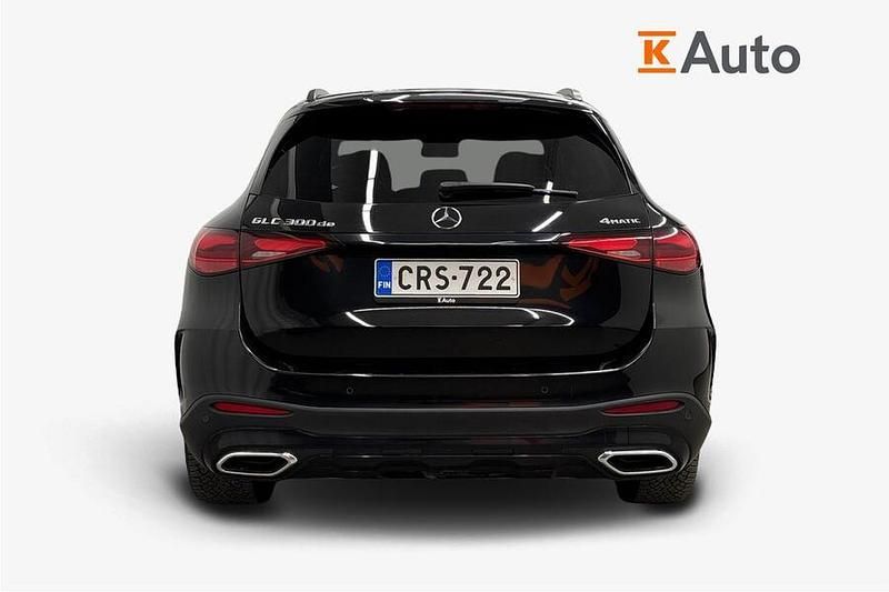 Käytetty Mercedes GLC300e Business 194 HP (142 kW) 2024 Katumaasturi