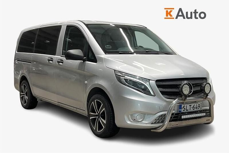 Käytetty Mercedes Vito 190 HP (139 kW) 2015 Hopea Van