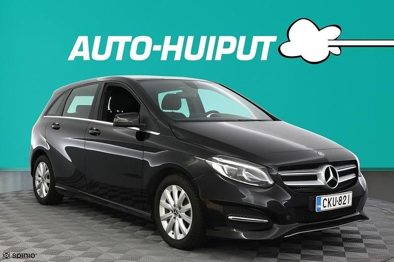 Käytetty Mercedes A180 Business 122 HP (89 kW) 2018 Tila-auto