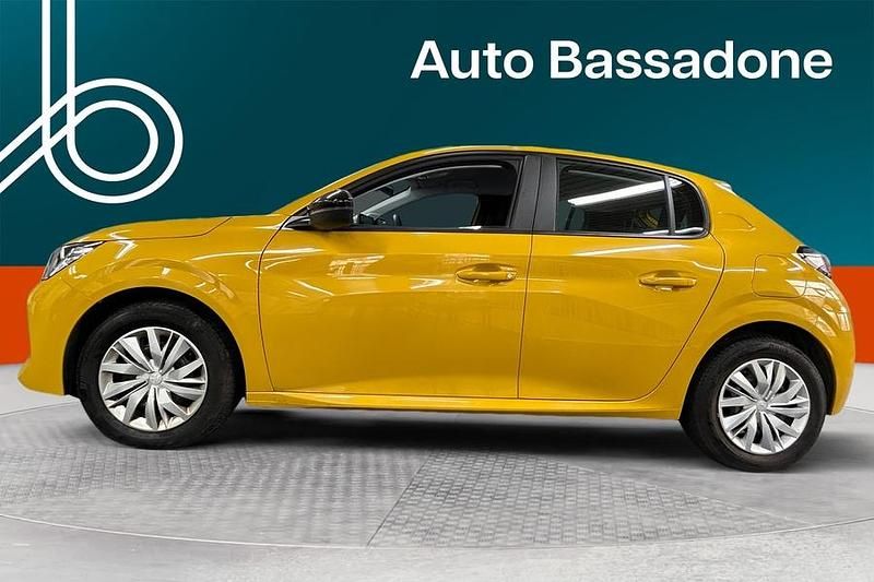 Käytetty Peugeot 208 Active 75 HP (55 kW) 2023 Viistoperä