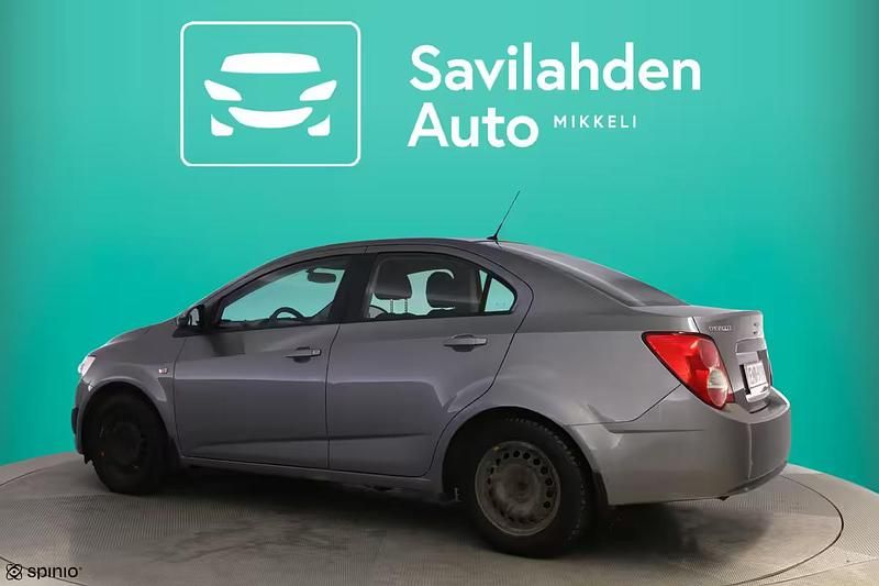 Käytetty Chevrolet Aveo LT 101 HP (74 kW) 2013 Harmaa Sedan