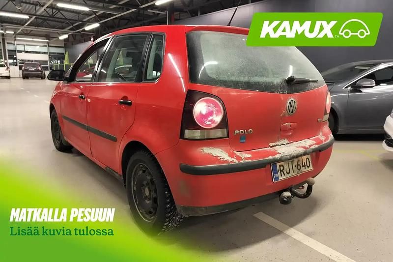 Käytetty VW Polo Trendline 80 HP (58 kW) 2009 Punainen Viistoperä