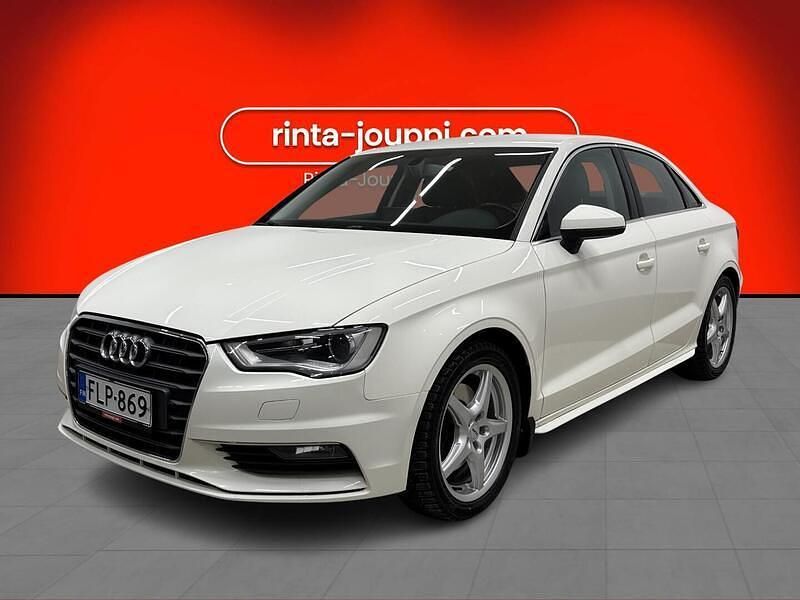 Valkoinen Käytetty 2015 Audi A3 Sport Sedan | 12 990 € (Hieman kallis) - Kuva 1/3