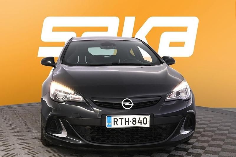 Käytetty Opel Astra GTC OPC 280 HP (205 kW) 2013 Viistoperä