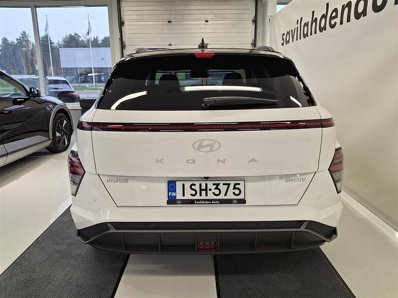 Käytetty Hyundai Kona N Line 160 kW (218 HP) 2025 Valkoinen Katumaasturi
