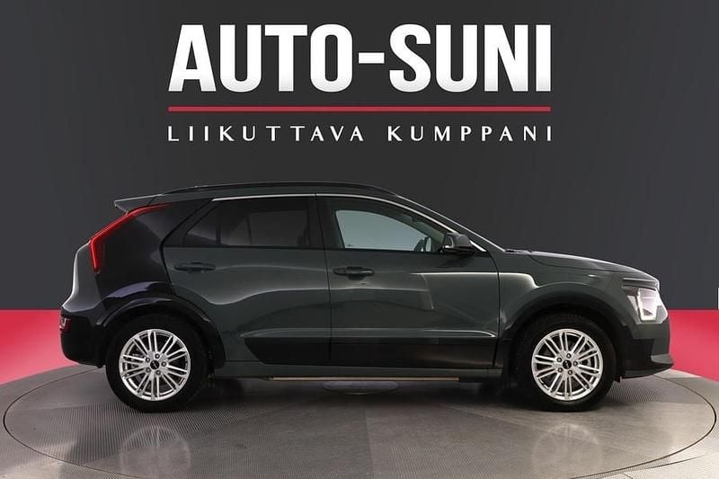 Käytetty Kia e-Niro 150 kW (204 HP) 2023 Vihreä Katumaasturi