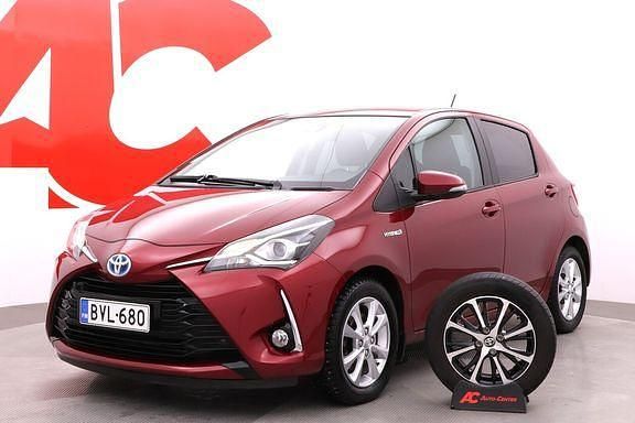 Punainen Käytetty 2018 Toyota Yaris Active Viistoperä | 14 980 € (Hyvä tarjous) - Kuva 1/4