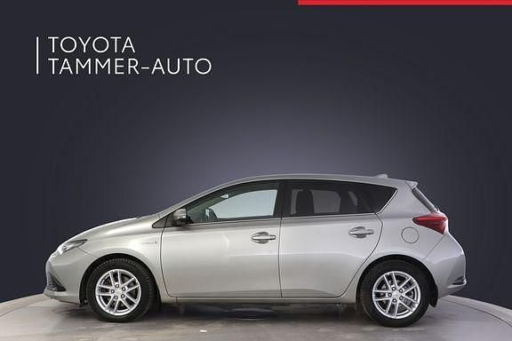Käytetty Toyota Auris Active 98 HP (72 kW) 2018 Harmaa Viistoperä