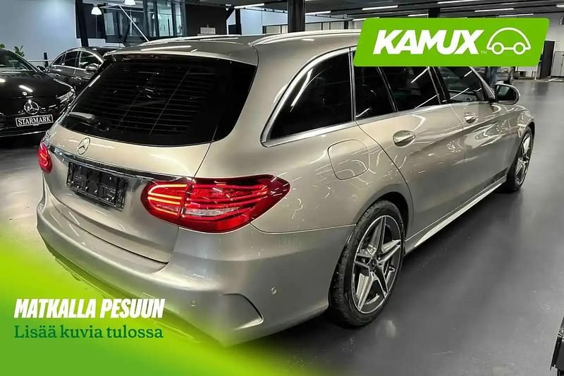 Käytetty Mercedes C220 AMG line 194 HP (142 kW) 2019 Hopea / harmaa Farmari