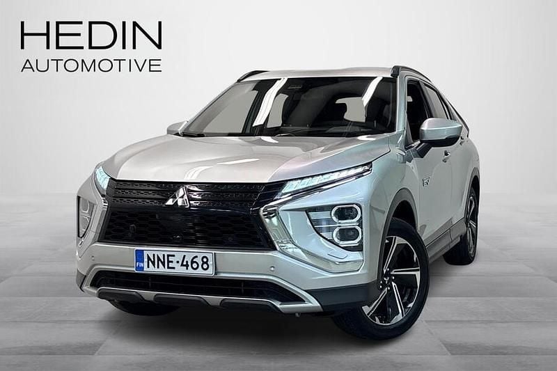 Harmaa Käytetty 2022 Mitsubishi Eclipse Cross Invite+ Katumaasturi | 21 580 € (Supertarjous) - Kuva 1/3