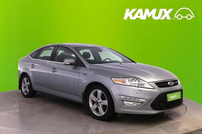 Käytetty Ford Mondeo 140 HP (102 kW) 2013 Hopea / harmaa Sedan