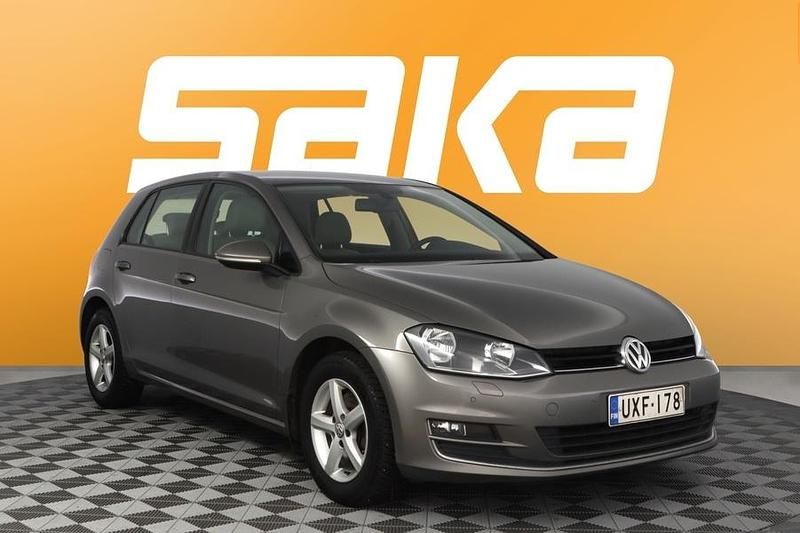 Käytetty 2014 VW Golf VII Highline Viistoperä | 9 780 € (Perustarjous) - Kuva 1/3