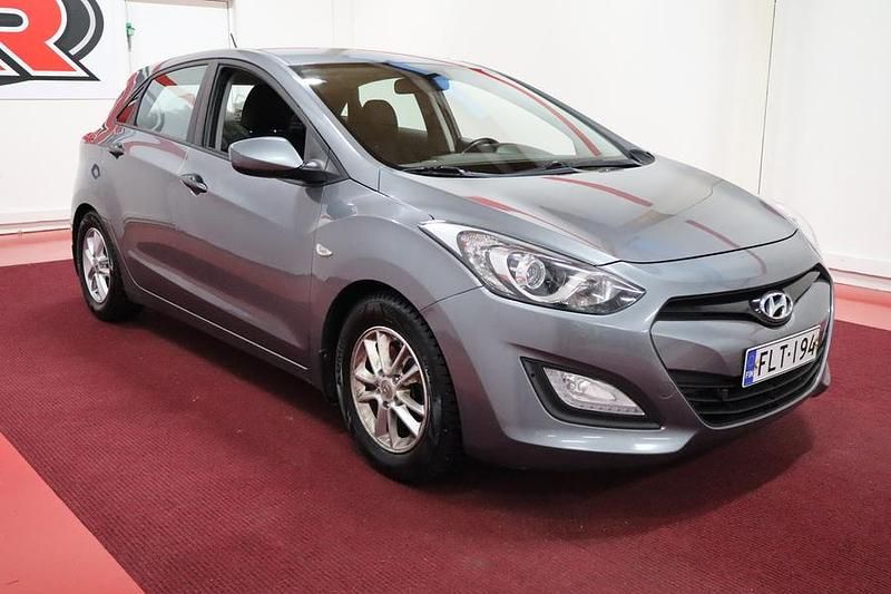 Käytetty Hyundai i30 99 HP (72 kW) 2015 Viistoperä