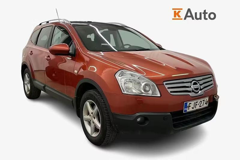 Käytetty Nissan Qashqai +2 Acenta 102 HP (75 kW) 2009 Punainen Katumaasturi