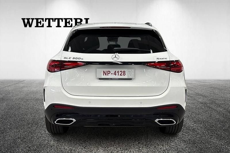 Käytetty Mercedes GLC300e Advanced Plus 360 HP (264 kW) 2025 Katumaasturi