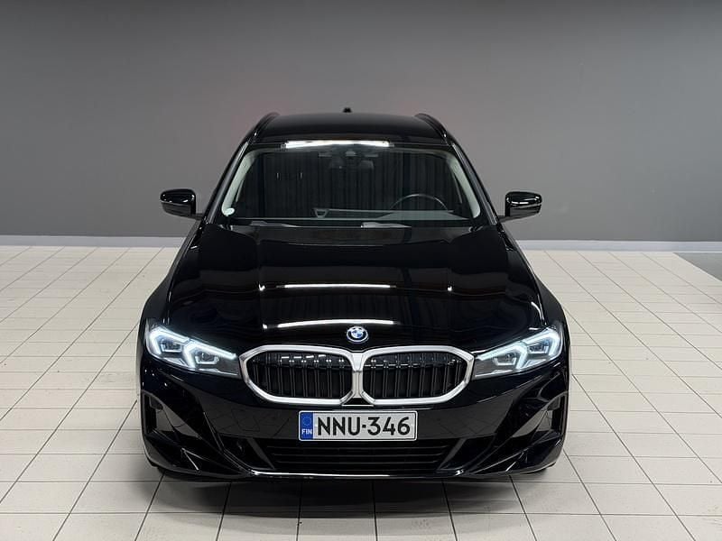 Käytetty BMW 330e 292 HP (214 kW) 2023 Farmari