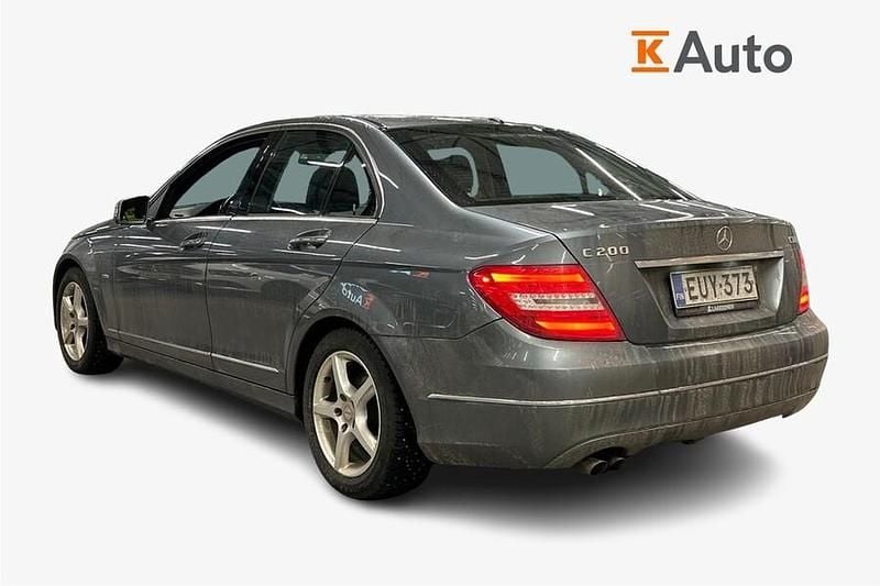Käytetty Mercedes C200 Business 136 HP (100 kW) 2012 Sedan