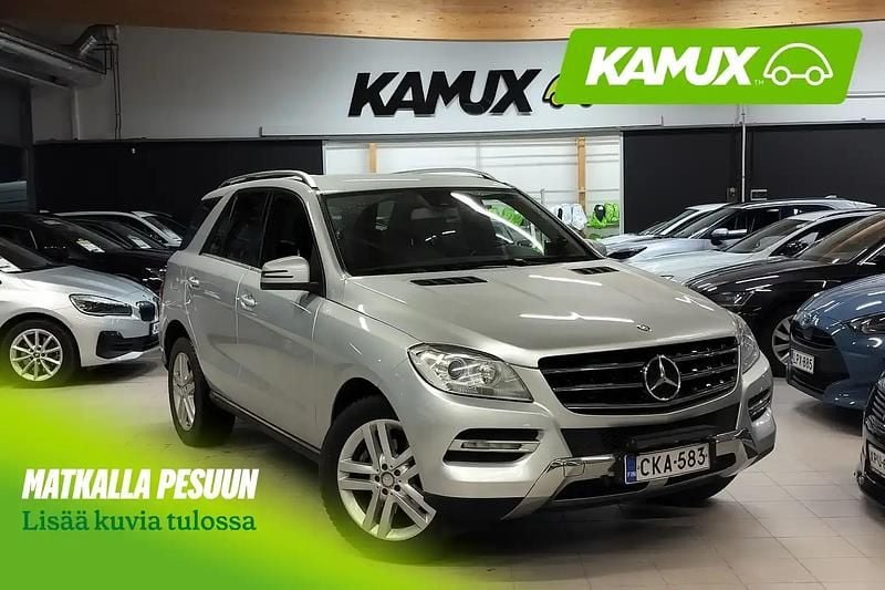 Hopea / harmaa Käytetty 2011 Mercedes ML350 Katumaasturi | 16 900 € - Kuva 1/4