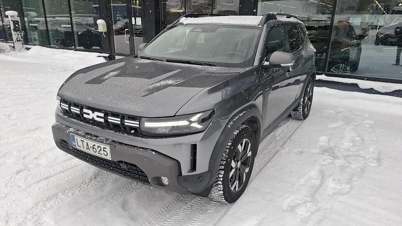 Käytetty Dacia Duster Journey 131 HP (96 kW) 2025 Katumaasturi