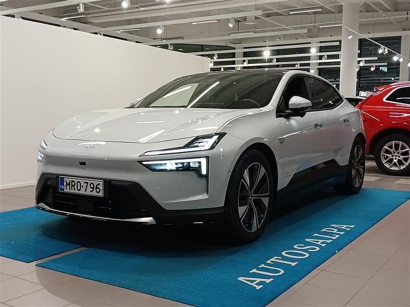 Uusi Polestar 4 Long Range Dual motor 22 kW (30 HP) 2026 Katumaasturi