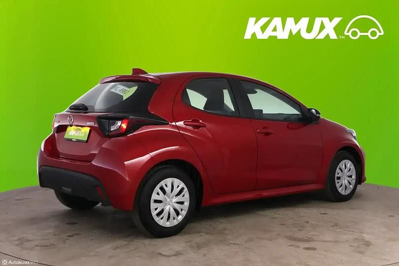 Käytetty Mazda 2 Prime-Line 92 HP (67 kW) 2024 Punainen Sedan