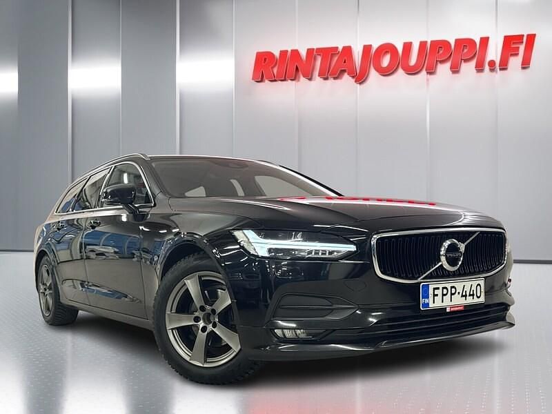 Käytetty 2017 Volvo V90 Momentum Farmari | 17 400 € (Hieman kallis) - Kuva 1/3