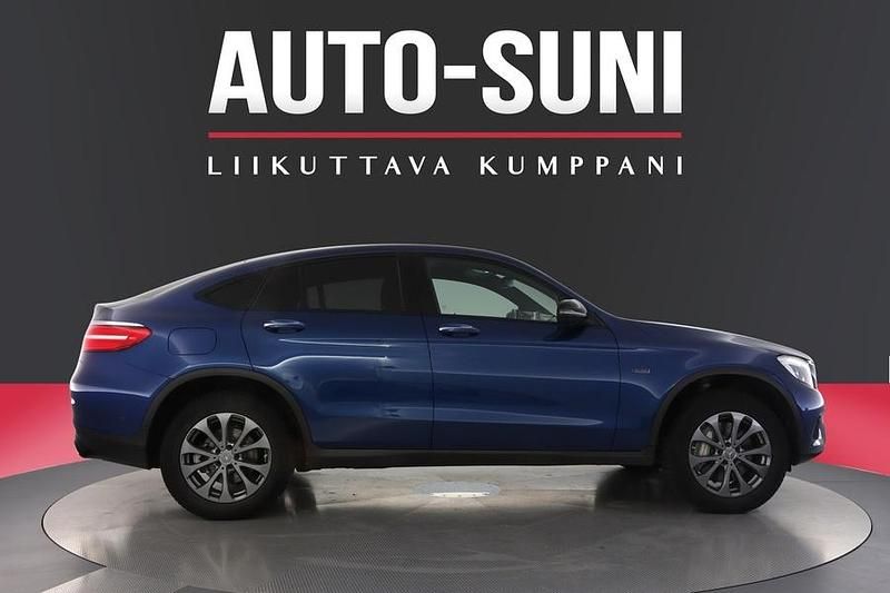 Käytetty Mercedes GLC350 Business 211 HP (155 kW) 2018 Sininen Coupe - kaksiovinen
