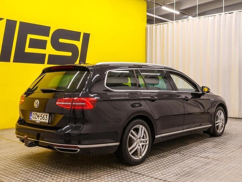 Käytetty VW Passat Comfortline 218 HP (160 kW) 2018 Farmari