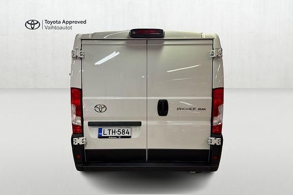 Uusi Toyota Proace 138 HP (101 kW) 2025 Valkoinen Tila-auto