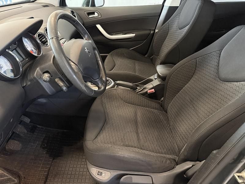 Käytetty Peugeot 308 SW Premium 120 HP (88 kW) 2010 Farmari