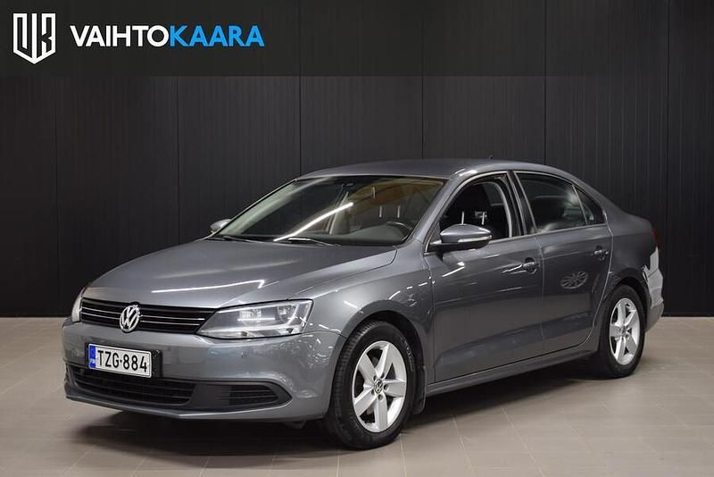 Käytetty 2014 VW Jetta Comfortline Sedan | 7 400 € (Hyvä tarjous) - Kuva 1/2