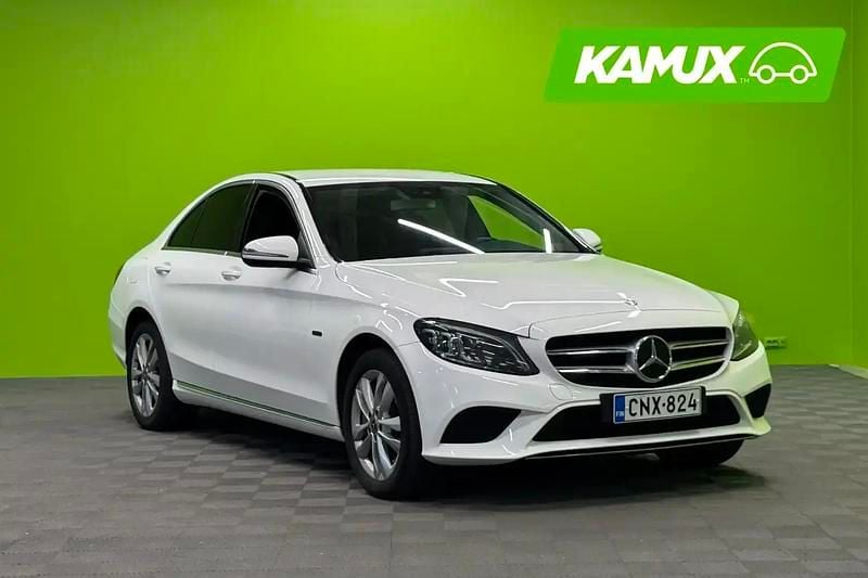 Valkoinen Käytetty 2020 Mercedes C300e Business Sedan | 19 390 € (Supertarjous) - Kuva 1/4