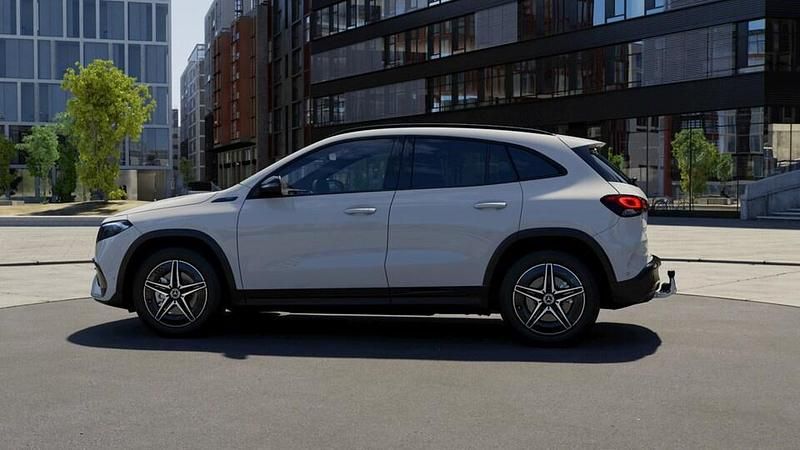 Käytetty Mercedes EQA250 Advanced Plus 139 kW (190 HP) 2021 Valkoinen Katumaasturi
