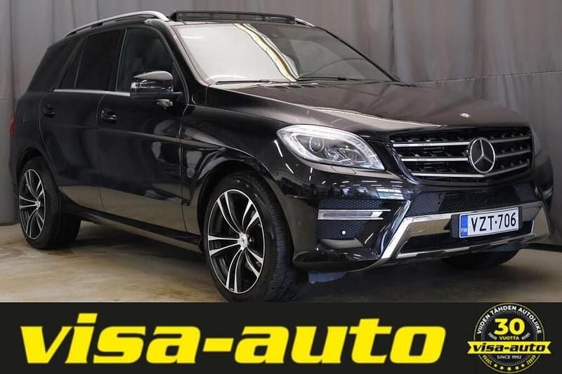 Musta Käytetty 2014 Mercedes ML350 AMG line Katumaasturi | 23 990 € - Kuva 1/4