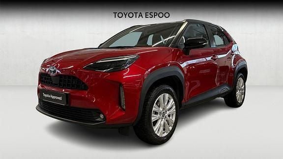 Käytetty Toyota Yaris Cross 116 HP (85 kW) 2023 Punainen Katumaasturi