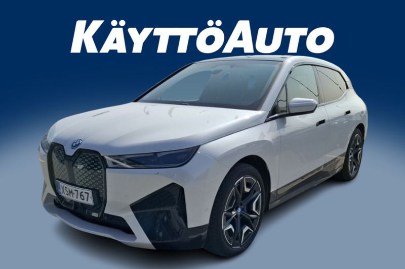 Val Käytetty 2023 BMW iX Sport Line Katumaasturi | 51 900 € (Hieman kallis) - Kuva 1/4