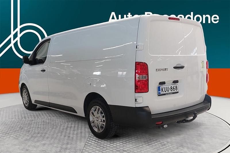 Käytetty Peugeot Expert 144 HP (105 kW) 2022 Van