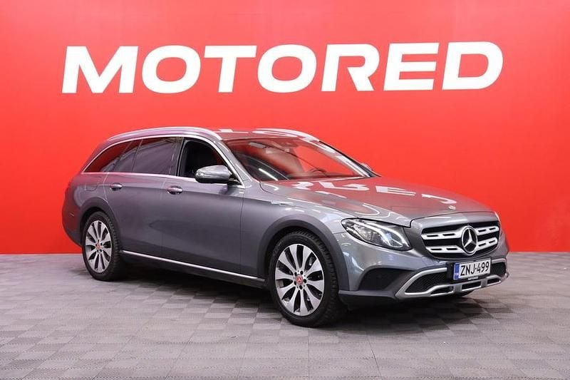Käytetty 2017 Mercedes E220 Farmari | 22 490 € (Perustarjous) - Kuva 1/3