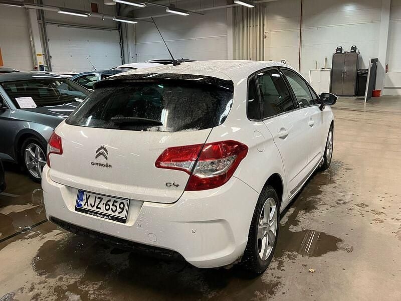 Käytetty Citroën C4 Business Class 120 HP (88 kW) 2012 Viistoperä